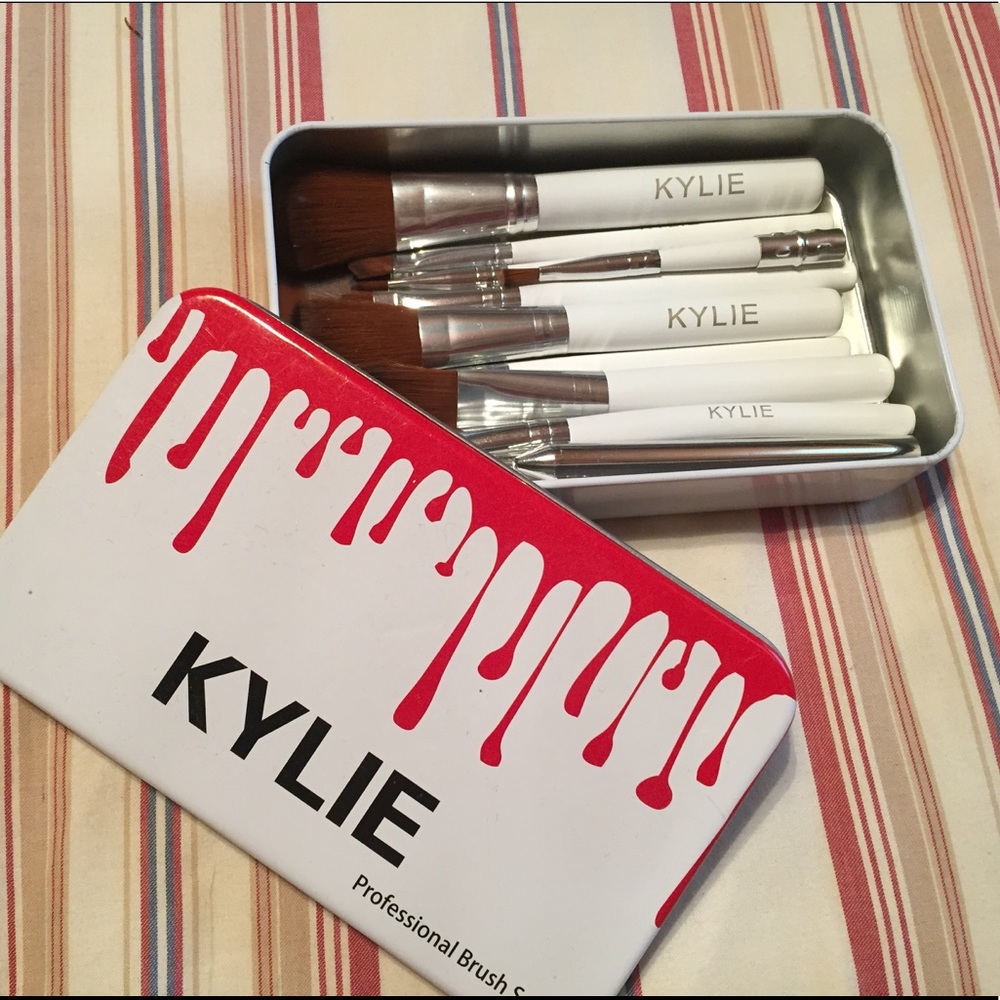 Brush set